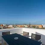 Buena Onda Modern Design, Heated Pool Corralejo