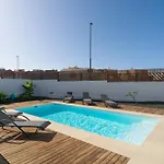 Buena Onda Modern Design, Heated Pool * Corralejo