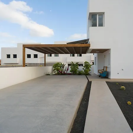Buena Onda Modern Design, Heated Pool * Corralejo