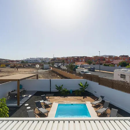 Buena Onda Modern Design, Heated Pool Corralejo