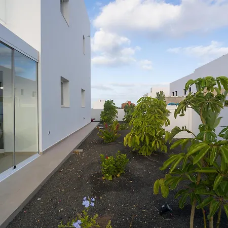 Villa Buena Onda Modern Design, Heated Pool