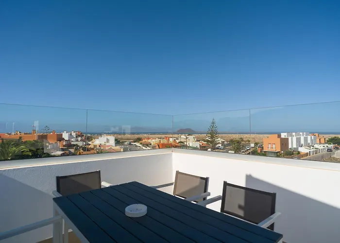 Buena Onda Modern Design, Heated Pool Corralejo