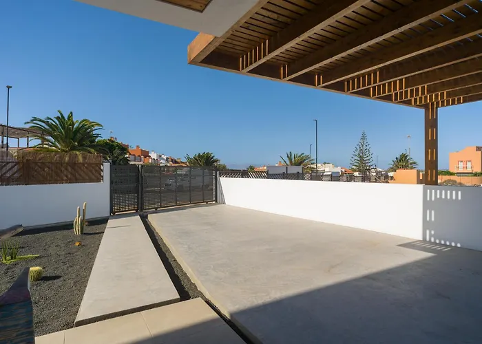 Villa Buena Onda Modern Design, Heated Pool Corralejo