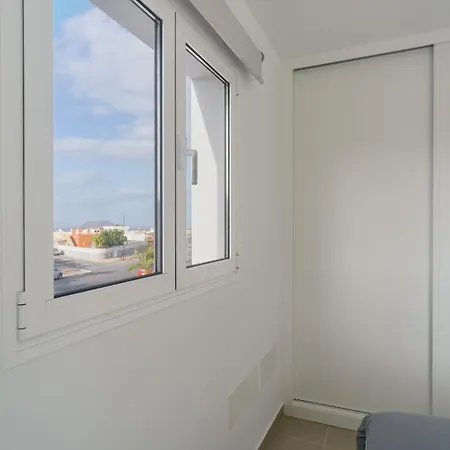 Buena Onda Modern Design, Heated Pool Villa Corralejo