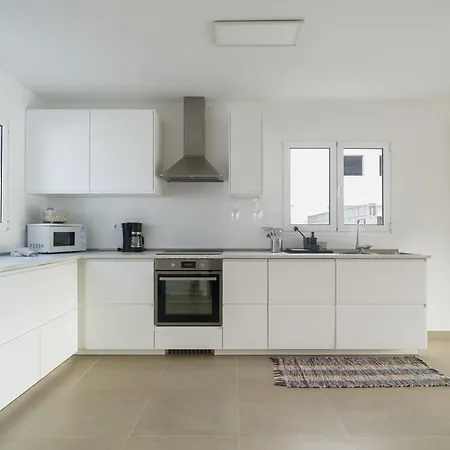 Buena Onda Modern Design, Heated Pool * Corralejo