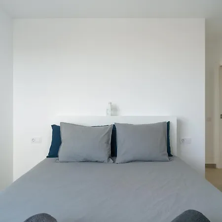 Buena Onda Modern Design, Heated Pool