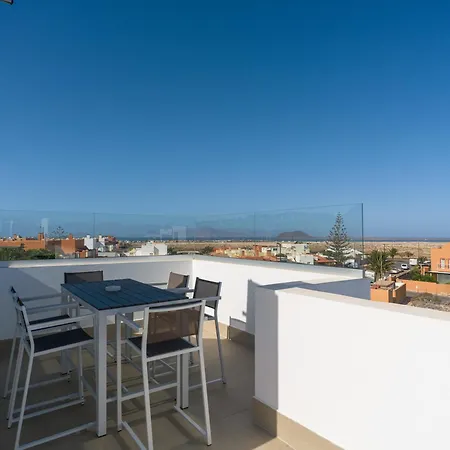 Buena Onda Modern Design, Heated Pool *