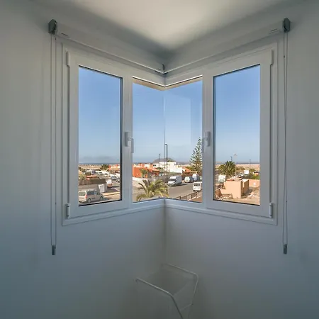 Buena Onda Modern Design, Heated Pool Corralejo