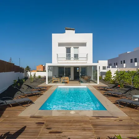 Buena Onda Modern Design, Heated Pool * Corralejo