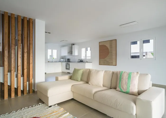 فيلة Buena Onda Modern Design, Heated Pool *