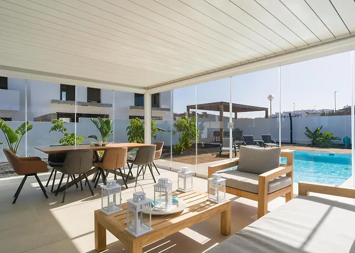 וילה Buena Onda Modern Design, Heated Pool קורלחו