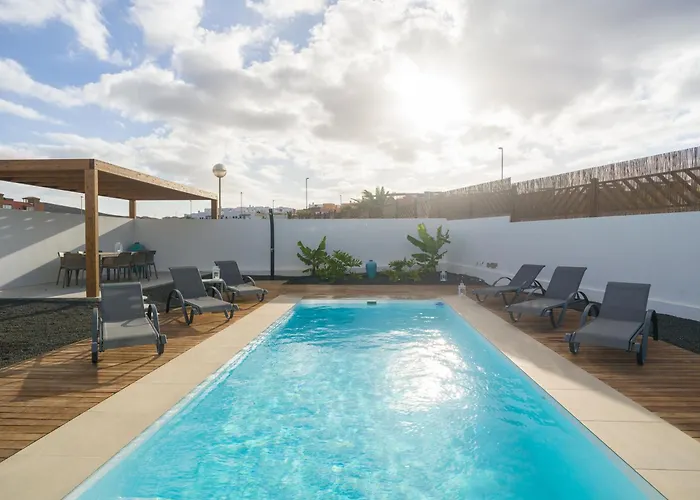 וילה Buena Onda Modern Design, Heated Pool